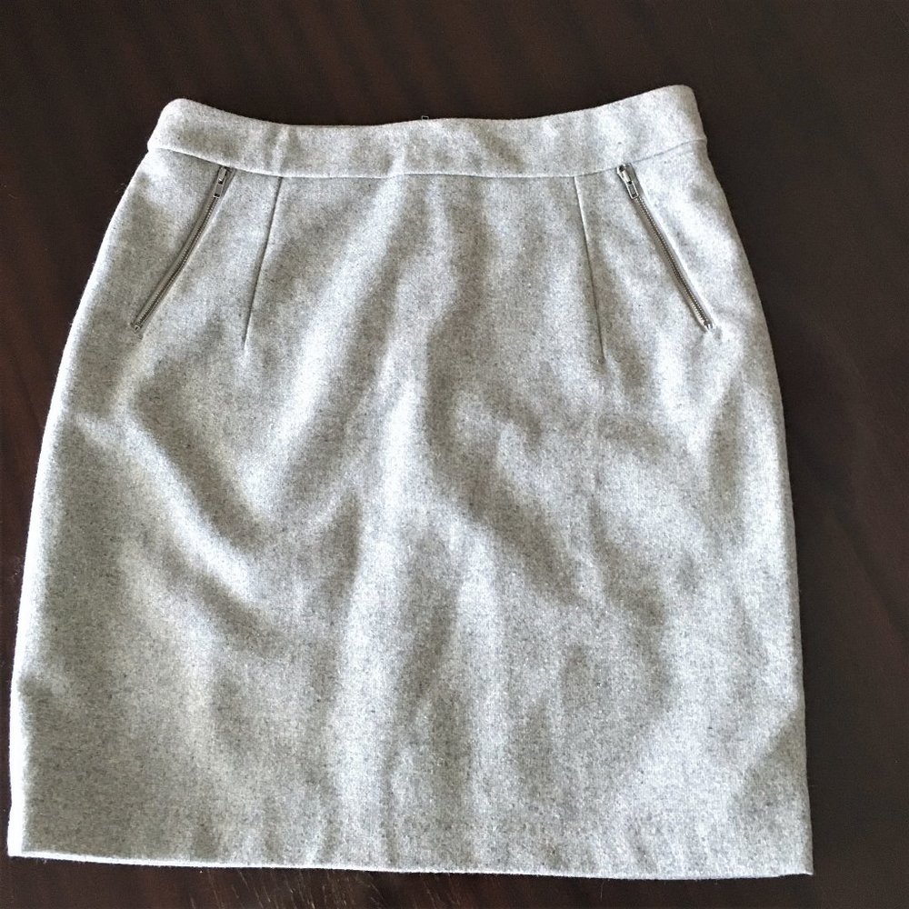 DE COLLECTION Wool Blend Pencil Skirt   LARGE - Picture 7 of 13